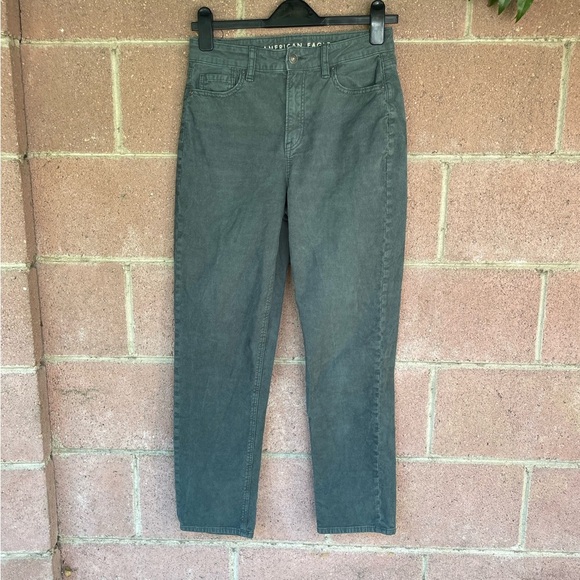 Jeans Corduroy American Eagle Pant Straight Leg  Mom Size 4 - Picture 2 of 10